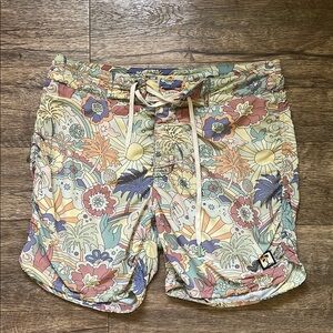 Marine Layer Mens 30 Groovy Print Board Shorts